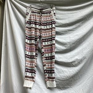 Joyspun white and brown snowflake Winter pajama bottoms, size medium